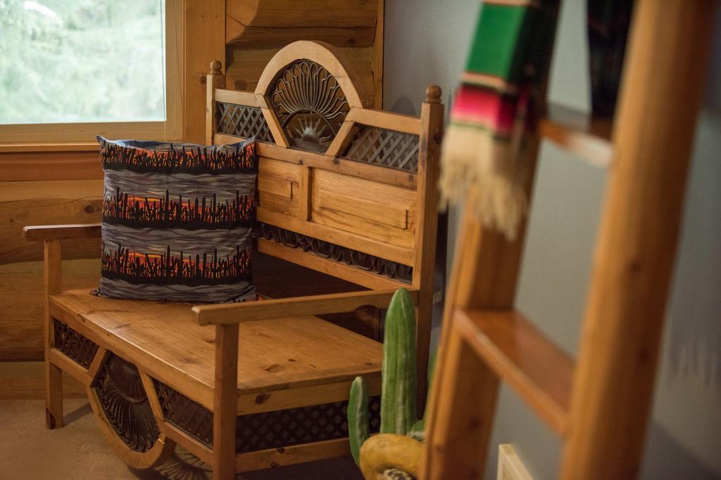 Western Pleasure Guest Ranch Sandpoint Exteriör bild