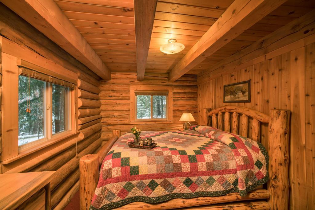 Western Pleasure Guest Ranch Sandpoint Exteriör bild