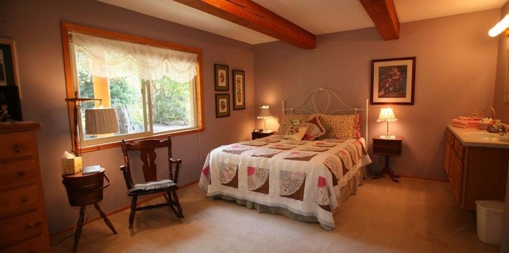 Western Pleasure Guest Ranch Sandpoint Exteriör bild
